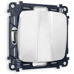 Изображение товара Выключатель трехклавишный (белый глянец) Ambrella Volt QUANT MO105010