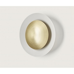 Изображение товара Настенный светильник светодиодный Aromas del Campo Coss A1203/40 Matt White + Diffuser 25 cm Matt Brass