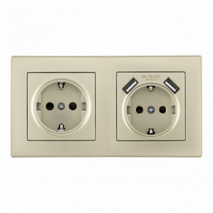 Изображение товара Розетка встраиваемая двойная c заземлением, шторками и USBх2 в комплекте с рамкой (шампань) Arte Milano SET06-2 SET06-2-47-1-40-1 shampan