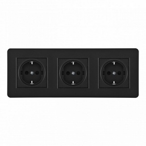 Изображение товара Розетка встраиваемая тройная с заземлением и шторками в комплекте с рамкой (черный) Arte Milano SET16-3 SET16-3-40-1x3 black