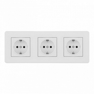 Изображение товара Розетка встраиваемая тройная с заземлением и шторками в комплекте с рамкой (белый) Arte Milano SET16-3 SET16-3-40-1x3 white