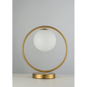 Изображение товара Настольная лампа Arti Lampadari Candiolo Candiolo H 4.1.T2 B в форме шара