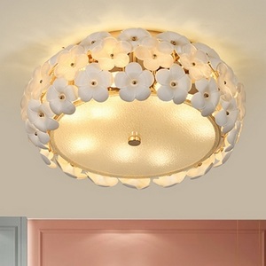 Изображение товара Потолочный светильник Cloyd Shambala 10819 с цветами