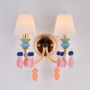 Изображение товара Бра с цветным плафоном Cloyd Lottie 20291 с подвесками