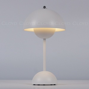 Изображение товара Настольная лампа светодиодная с аккумулятором Cloyd Erma 30135