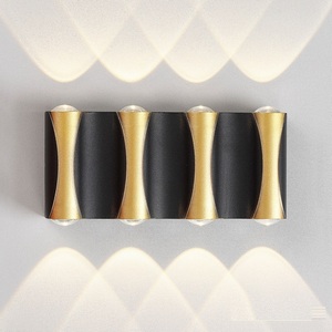 Изображение товара Настенный светильник светодиодный влагозащищенный Crystal Lux CLT 022 CLT 022W4 BL-GO 4000K