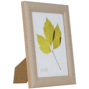 Изображение товара Фоторамка Eglo Renabie 423093 L168, B16, H218, пластик, стекло, бежевый