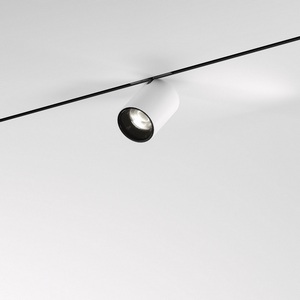 Изображение товара Трековый светильник магнитный LED 24V Elektrostandard Mini Magnetic 85203/01 9W 3000K белый/черный