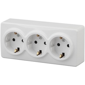 Изображение товара Розетка накладная тройная с заземлением (белый) ЭРА 11-2208-01