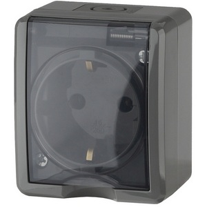 Изображение товара Розетка накладная с заземлением, шторками и крышкой (серый) IP54 ЭРА 11-2402-03