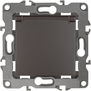 Изображение товара Розетка встраиваемая с заземлением, шторками и крышкой (бронза) ЭРА 12-2103-13