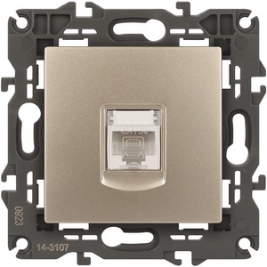 Изображение товара Розетка встраиваемая Ethernet RJ-45 (шампань) ЭРА 14-3107-04