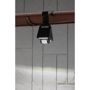 Изображение товара Уличный подвесной светильник светодиодный на солнечных батареях с датчиком движения ЭРА ERAFS024-05