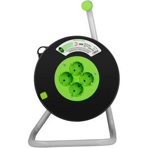 Изображение товара Удлинитель 4-х местный с заземлением 30 метров на пластиковой катушке ЭРА KAT-3x1-30m