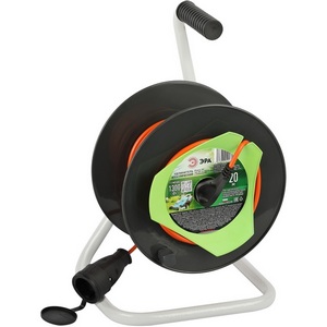 Изображение товара Удлинитель одноместный с заземлением 20 метров на пластиковой катушке IP44 ЭРА RP-1e-3х0.75-20m