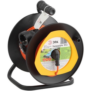 Изображение товара Удлинитель одноместный с заземлением 20 метров на пластиковой катушке IP44 ЭРА RPx-1e-3х0.75-20m