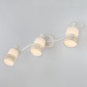 Изображение товара Спот на штанге 20025/3 белый с золотом Eurosvet 20025-20026