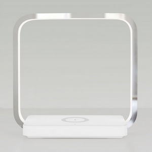 Изображение товара Настольная лампа светодиодная беспроводная светодиодная с сенсором и беспроводным ЗУ Eurosvet Frame 80502/1 хром