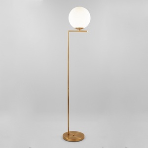 Изображение товара Торшер 01083/1 Eurosvet Frost латунь в форме шара