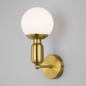 Изображение товара Бра настенное 50251/1 латунь Eurosvet Bubble в форме шара