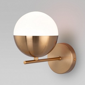 Изображение товара Бра 70129/1 Eurosvet NUVOLA латунь в форме шара