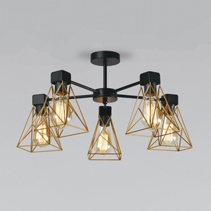 Изображение товара Потолочная люстра на штанге 70107/5 черный/латунь Eurosvet Trappola