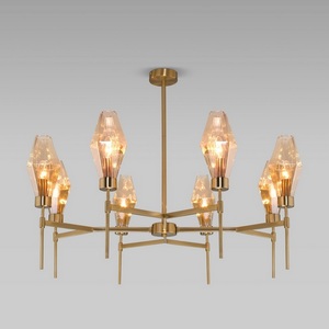 Изображение товара Потолочная люстра на штанге Eurosvet Prism 60143/8 латунь