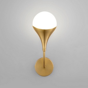 Изображение товара Бра Eurosvet Calyx 60168/1 латунь в форме шара