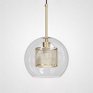 Изображение товара Подвесной светильник Catch Brass D20 ImperiumLoft Catch01 (101416-26) в форме шара
