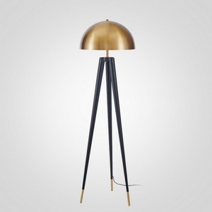 Изображение товара Торшер напольный диаметром 50 см на треноге Matthew Fairbank Fife Tripod Floor Lamp ImperiumLoft 41.053-0 (82983-22)