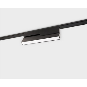 Изображение товара Трековый светильник LED магнитный 10W 48V Italline IT09-9015 black 3000K