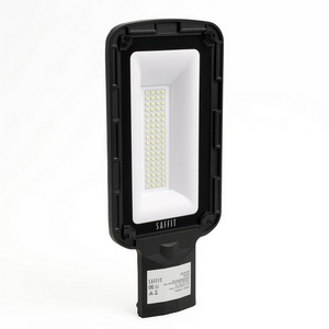 Изображение товара Светодиодный уличный консольный светильник Saffit SSL10-50 55233 50W 5000K 230V, черный