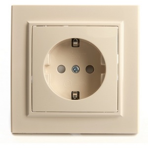 Изображение товара Розетка встраиваемая с заземлением и шторками (слоновая кость) Stekker Эрна 39236