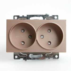 Изображение товара Розетка встраиваемая двойная без заземления со шторками (шампань) Stekker Катрин 39597