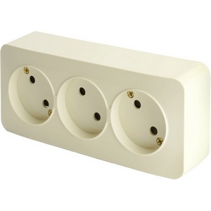 Изображение товара Розетка накладная тройная без заземления (слоновая кость) Stekker София 49499