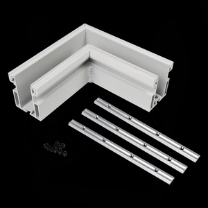 Изображение товара Угол-соединитель для профиля SKYLINE 48 с демпф. системой ST Luce Skyline 48 ST003.579.01