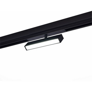 Изображение товара Трековый светильник однофазный ST Luce Skyline ST378.436.09 черный LED 1*9W 3000K 810Lm 220V