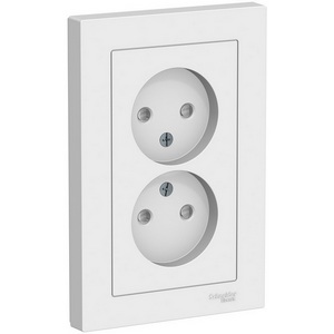 Изображение товара Розетка встраиваемая двойная без заземления со шторками (белый) Systeme Electric AtlasDesign ATN000122