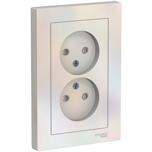 Изображение товара Розетка встраиваемая двойная без заземления со шторками (жемчужный) Systeme Electric AtlasDesign ATN000422