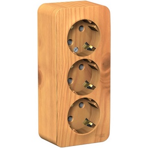 Изображение товара Розетка накладная тройная с заземлением (ясень) Systeme Electric Blanca BLNRA010315