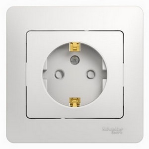Изображение товара Розетка встраиваемая с заземлением и шторками (белый) Systeme Electric Glossa GSL000144