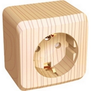 Изображение товара Розетка накладная с заземлением и шторками (сосна) Systeme Electric Этюд PA16-004D