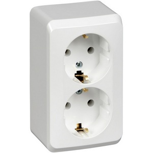 Изображение товара Розетка накладная двойная с заземлением (белый) Systeme Electric Этюд PA16-007B