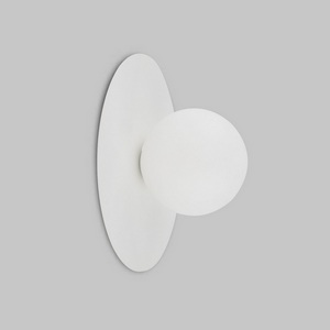 Изображение товара Настенный светильник TK Lighting Pixi 10227 в форме шара