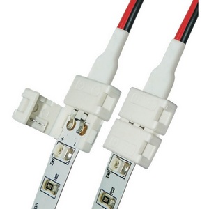 Изображение товара Коннектор UCX-SD2/A20-NNN 020 Polybag Uniel UCX White