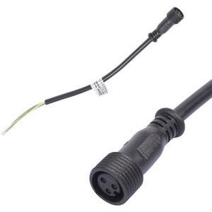 Изображение товара Провод 25 см для подключения в линию прожекторов линейных 220V серии L52, L53. Разъем "мама". Uniel L52 линейные Wallwasher UCX-LL2/L52-10M 220V BLACK
