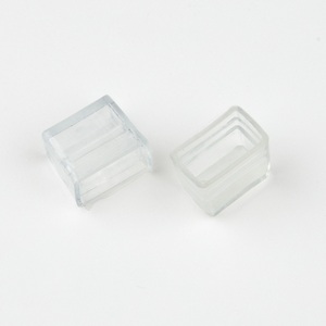 Изображение товара Изолирующий зажим заглушка для светодиодных лент UCW-N02 025 POLYBAG Uniel CLEAR