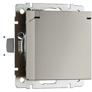 Изображение товара Розетка с заземлением, шторками и защит. крышкой (дымчатый) IP44 Werkel W1271204