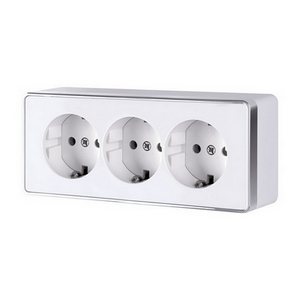 Изображение товара Розетка накладная тройная с заземлением и шторками Gallant (белый) Werkel W5073101 (a051594)