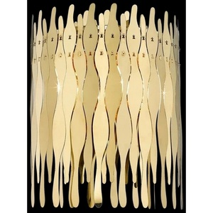 Изображение товара Настенный светильник Wertmark Celina WE128.03.301